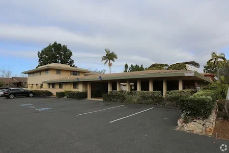 3660 Clairemont Dr San Diego CA Primary Photo 1 HighDefinition