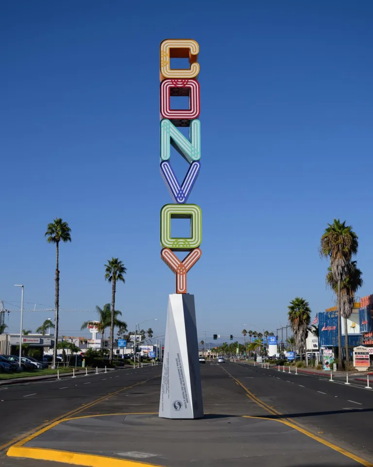 Convoy sign
