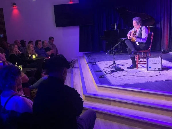 Paper moon music event